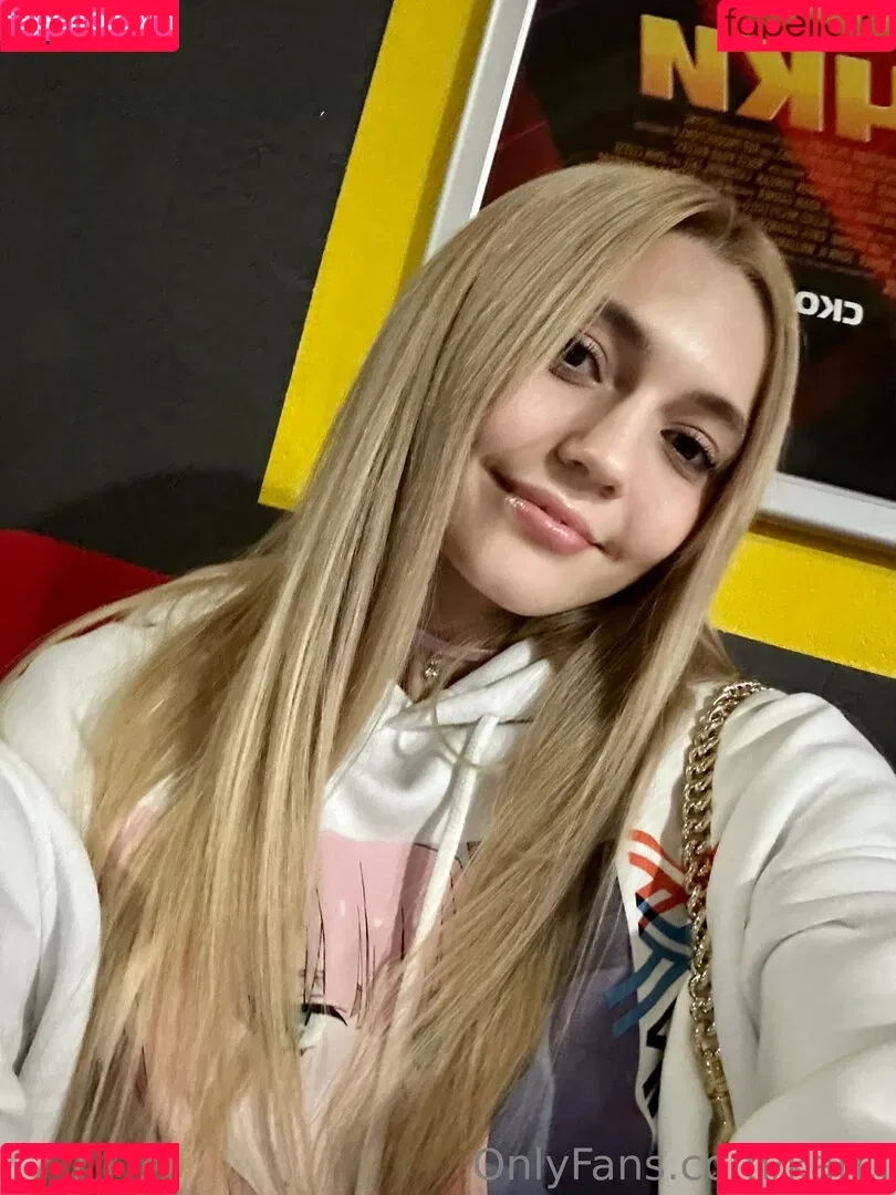 Kari.i Onlyfans Photo Gallery 