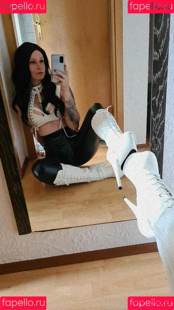 ladyelvendoll Onlyfans Photo Gallery 