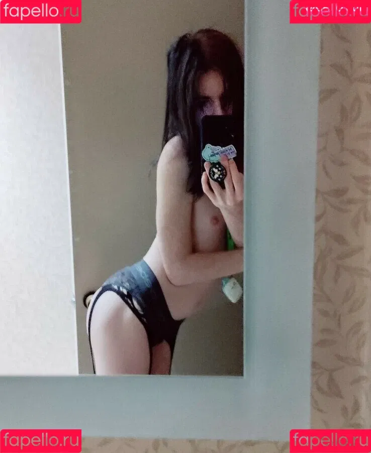 Cyanide_River Onlyfans Photo Gallery 