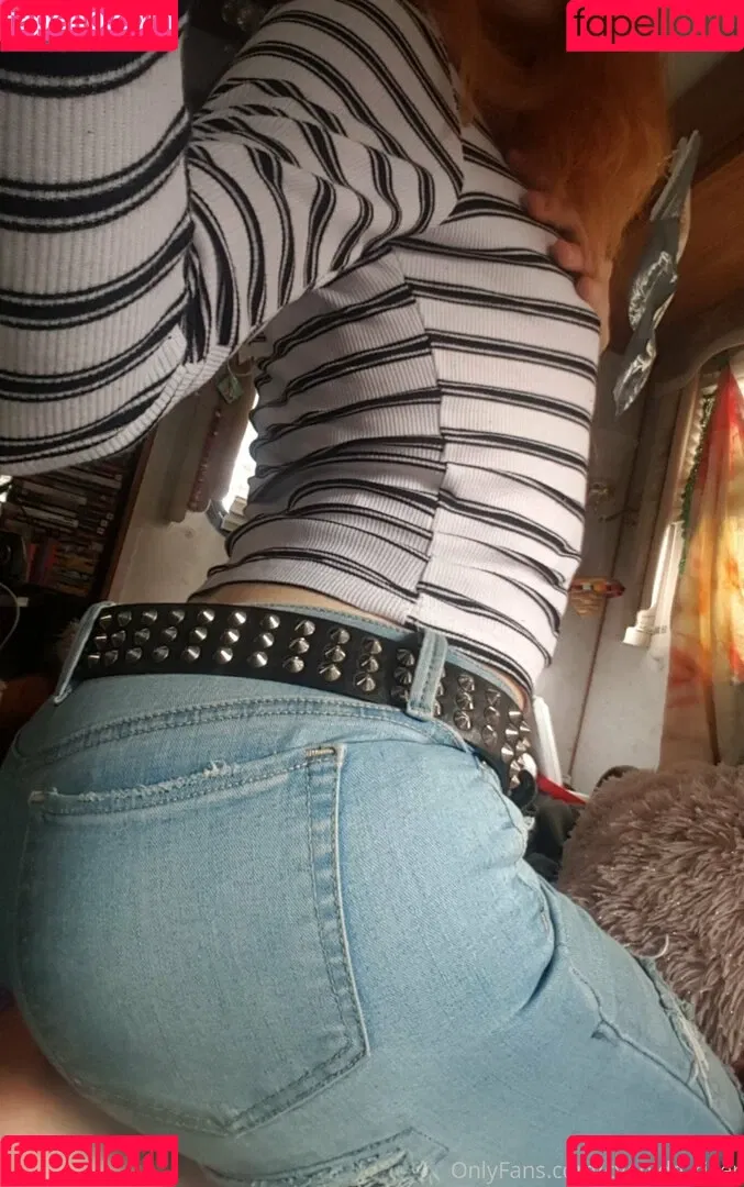 Cyanide_River Onlyfans Photo Gallery 