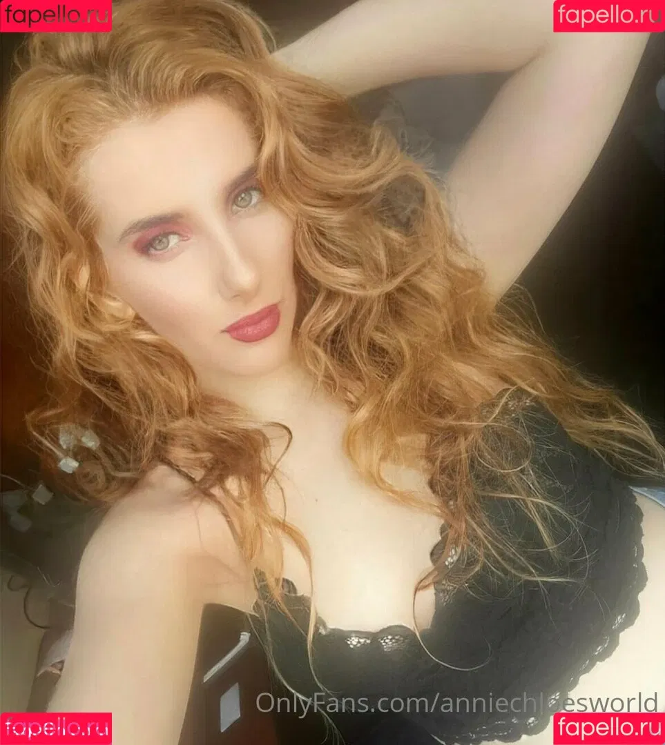 anniechloesworld Onlyfans Photo Gallery 