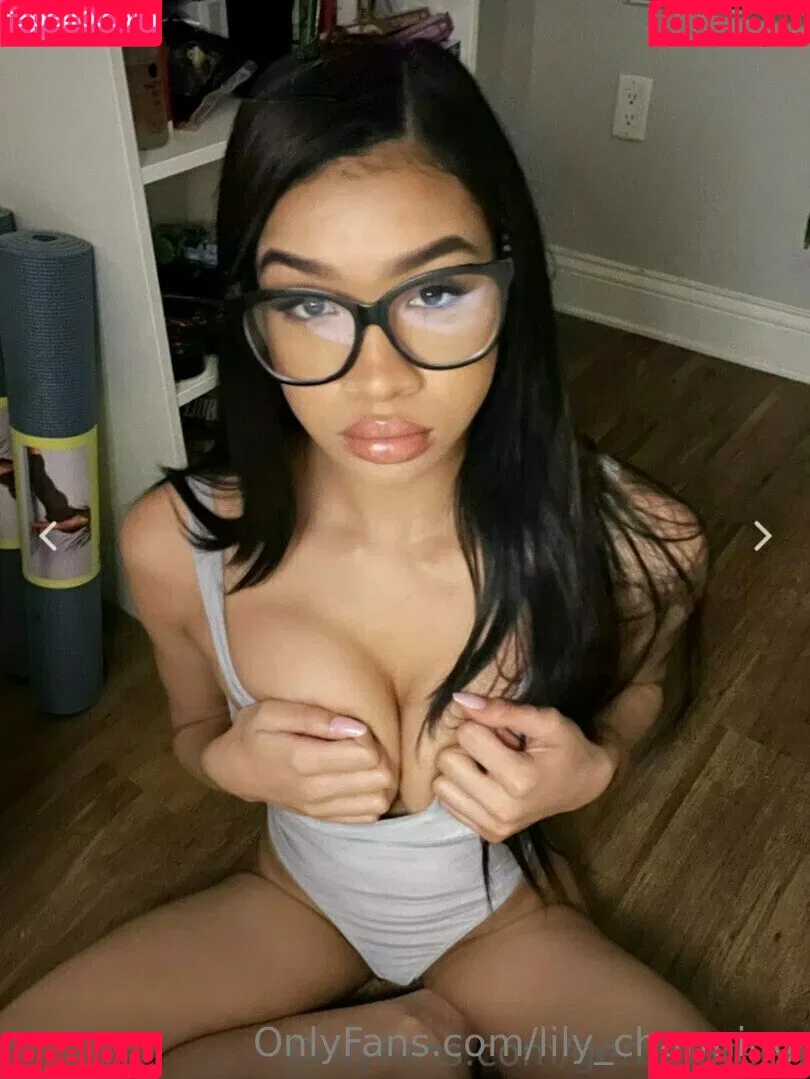 lily_charming Onlyfans Photo Gallery 
