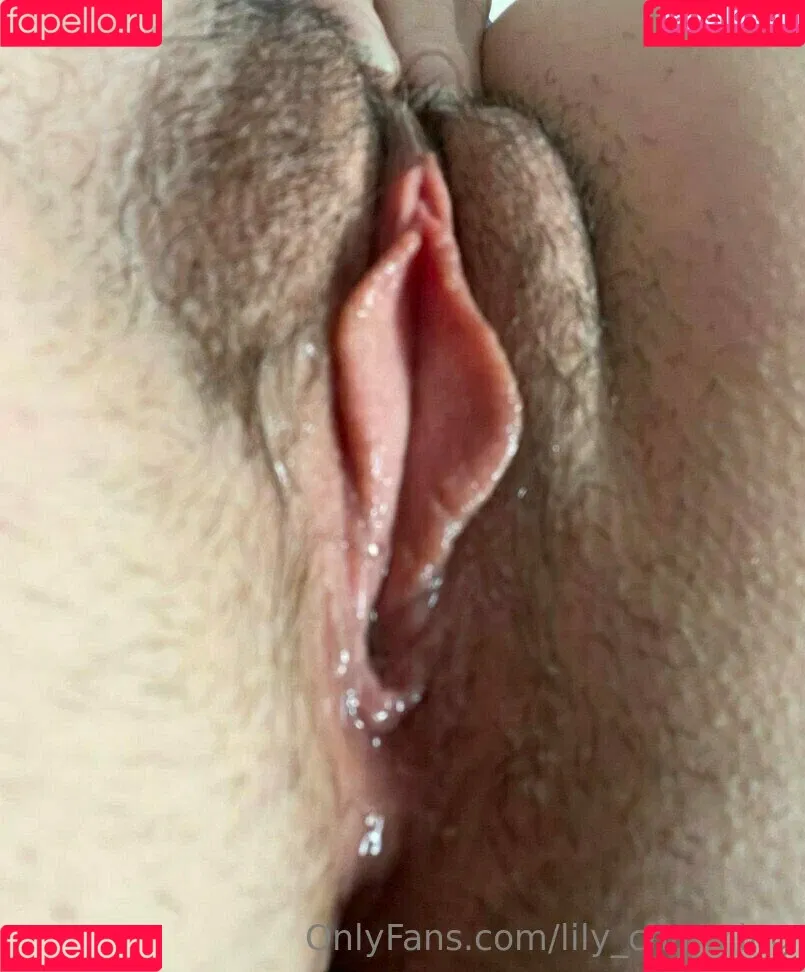 lily_charming Onlyfans Photo Gallery 