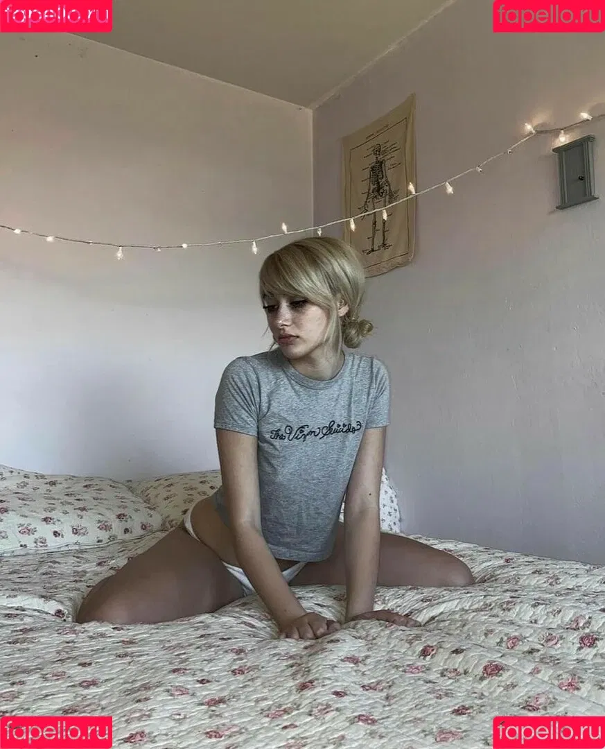 Delilah Delilahraige Onlyfans Photo Gallery 