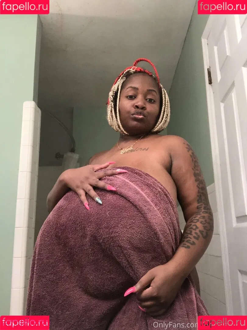 famousstarkmarie Onlyfans Photo Gallery 