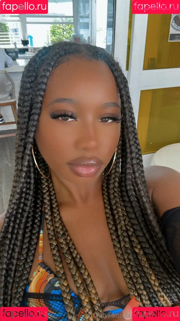 IeshaMarie20 Onlyfans Photo Gallery 