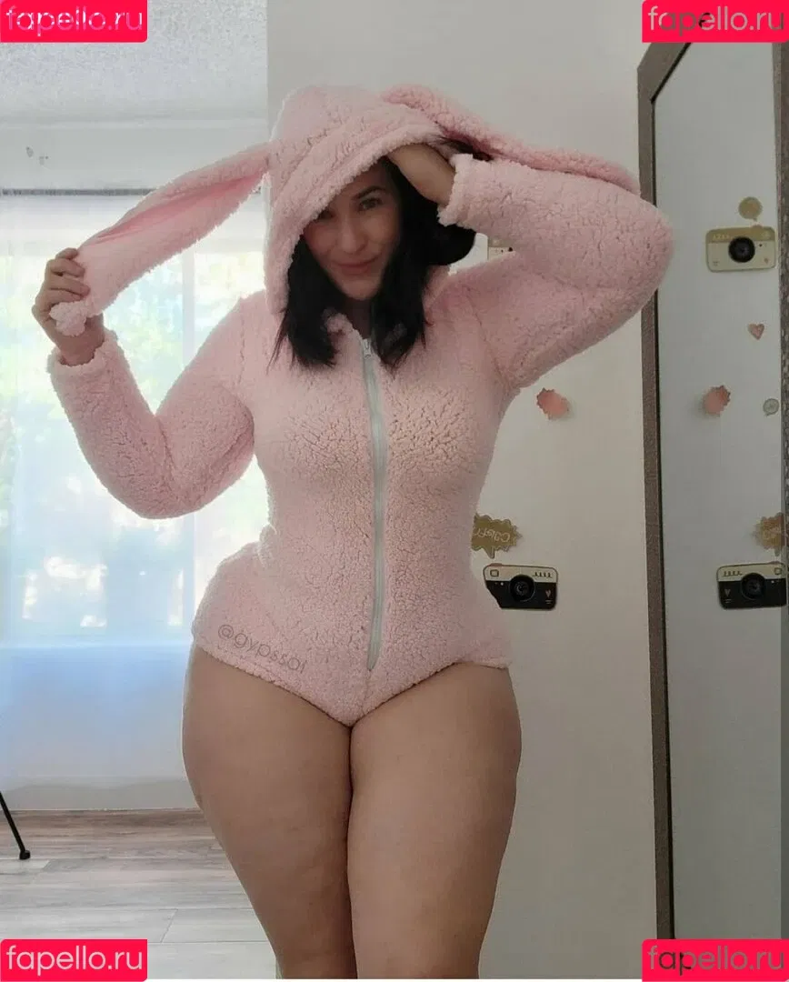Onfilmbyana Onlyfans Photo Gallery 