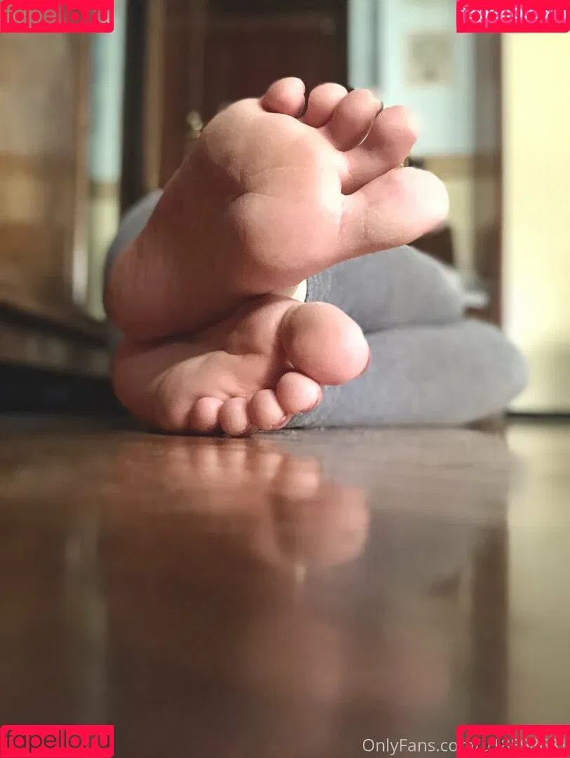 giantesselixs Onlyfans Photo Gallery 