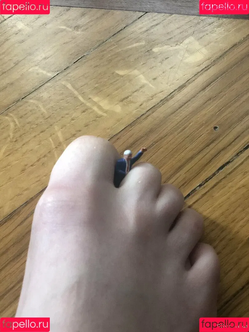 giantesselixs Onlyfans Photo Gallery 
