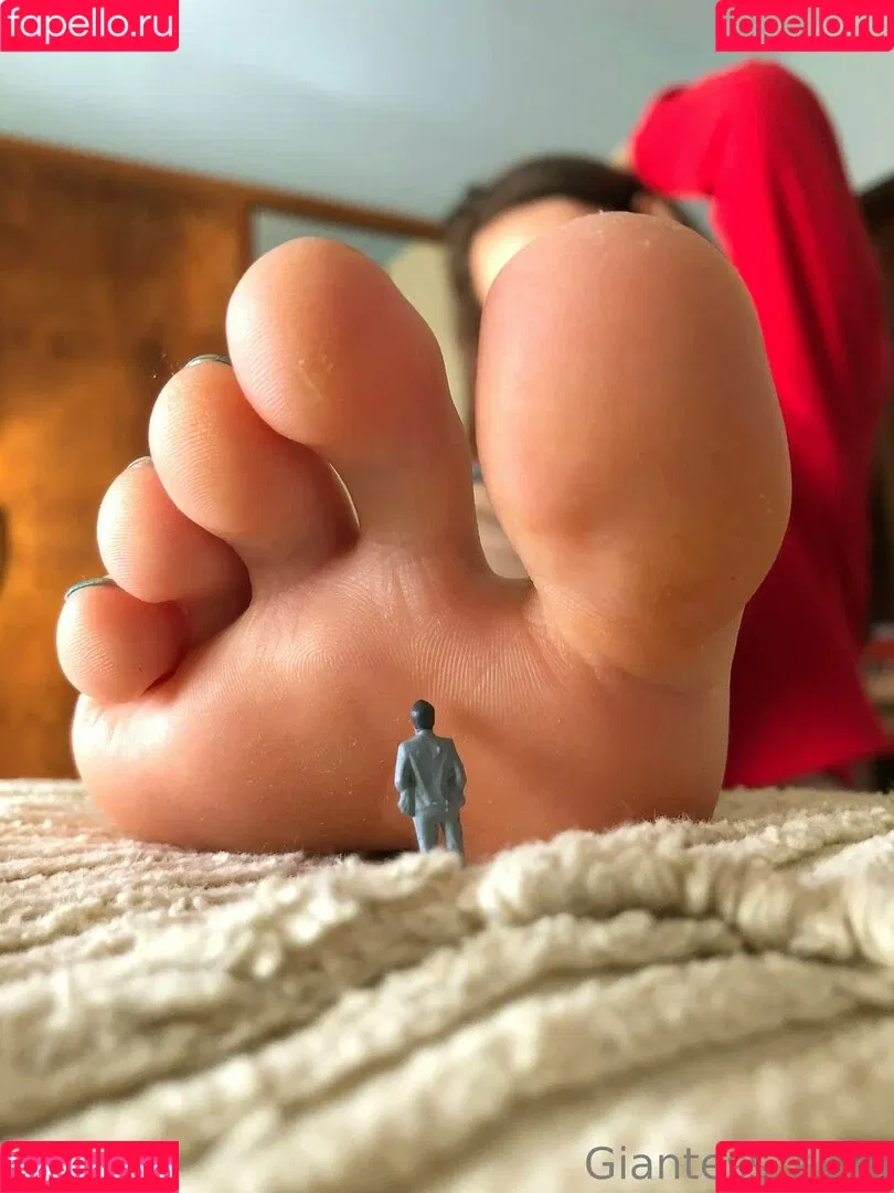 giantesselixs Onlyfans Photo Gallery 