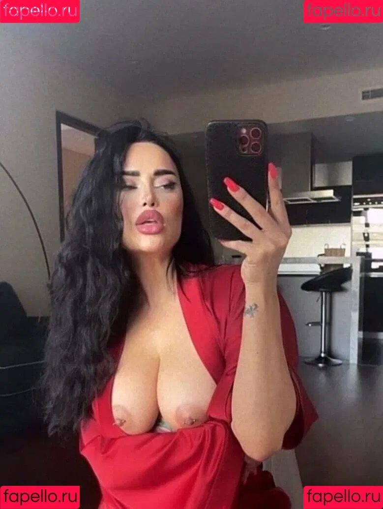 Nita Kuzmina Onlyfans Photo Gallery 