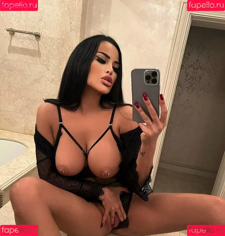 Nita Kuzmina Onlyfans Photo Gallery 