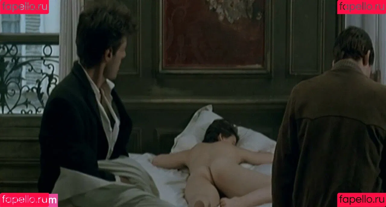 Juliette Binoche Onlyfans Photo Gallery 