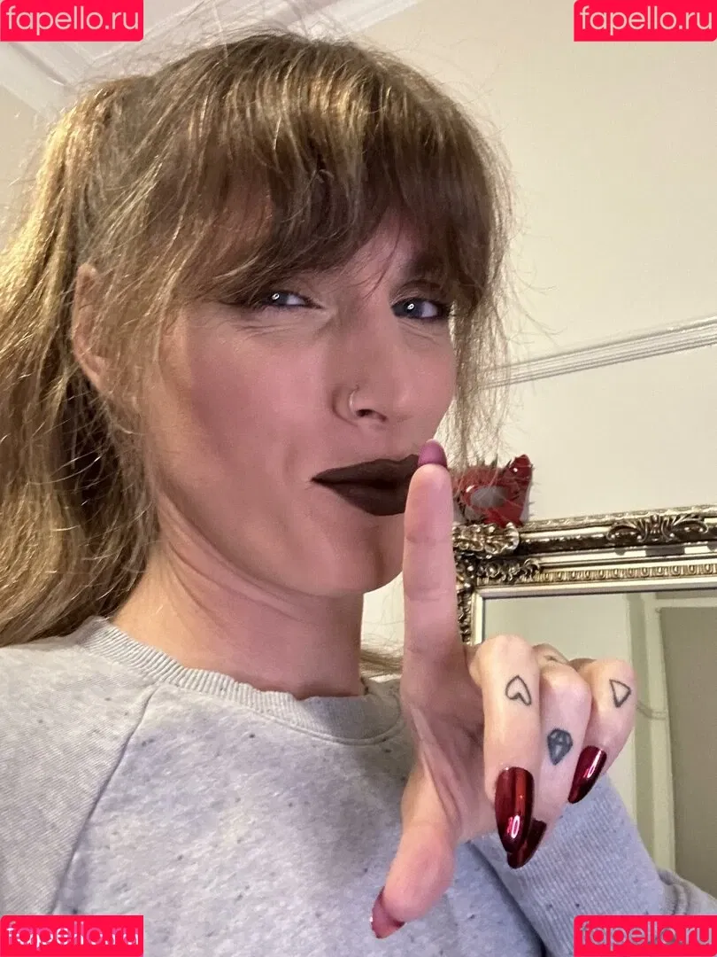 Mistress Meow TS Onlyfans Photo Gallery 
