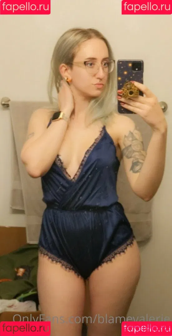 blamevalerie Onlyfans Photo Gallery 