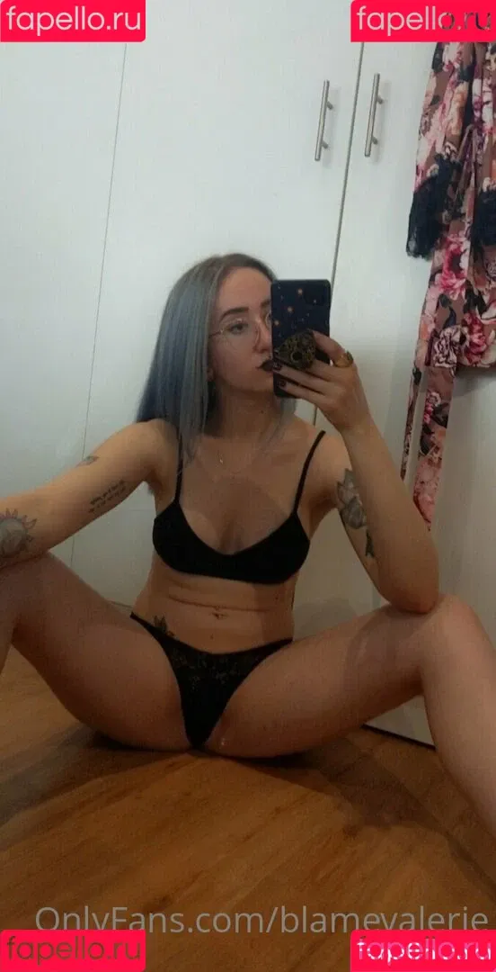 blamevalerie Onlyfans Photo Gallery 