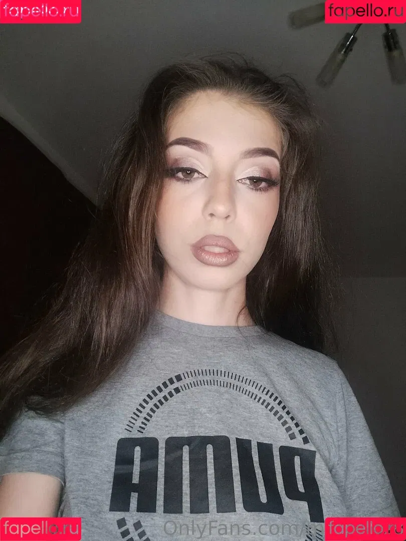 marikof18 Onlyfans Photo Gallery 