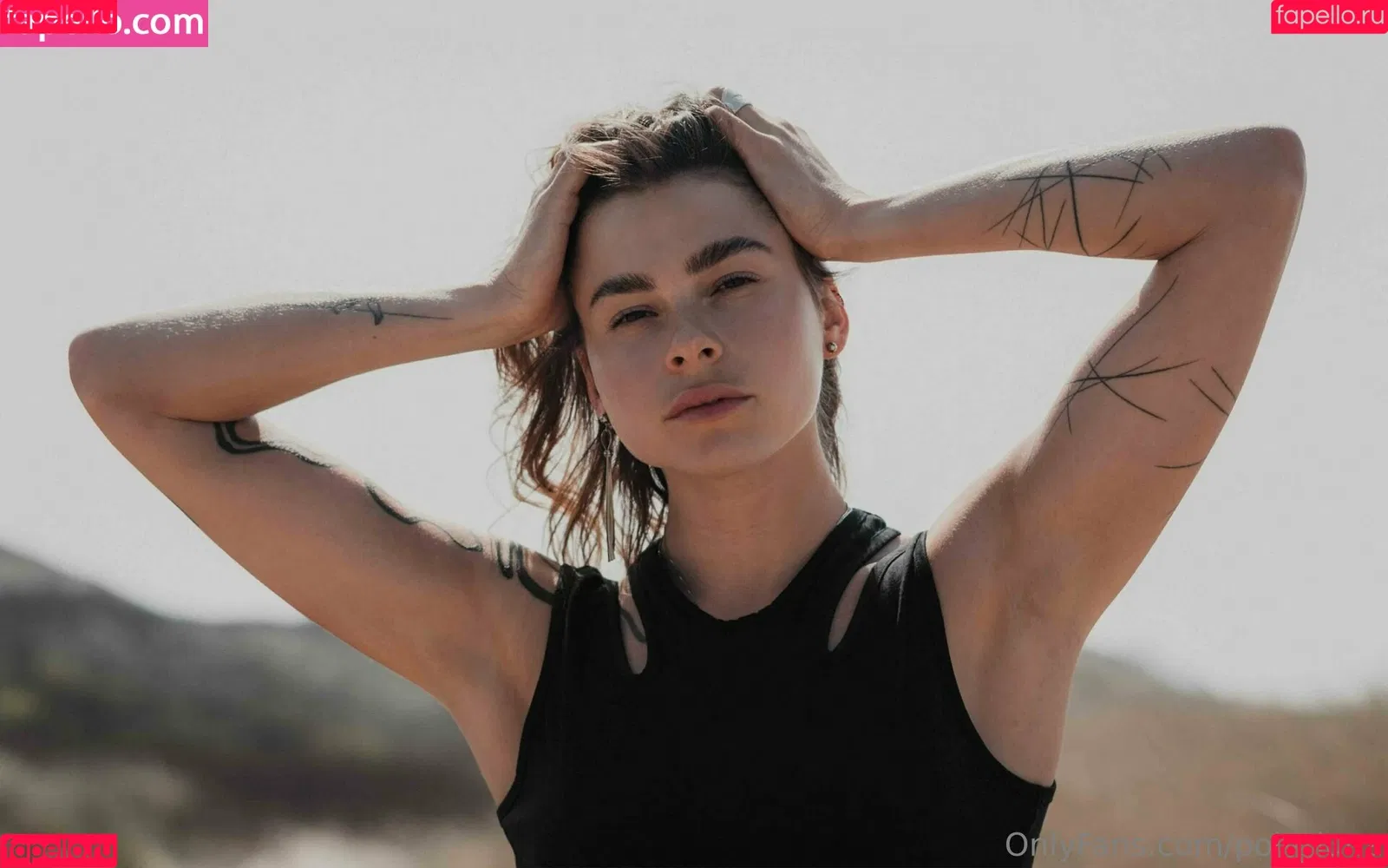 poly_luna Onlyfans Photo Gallery 