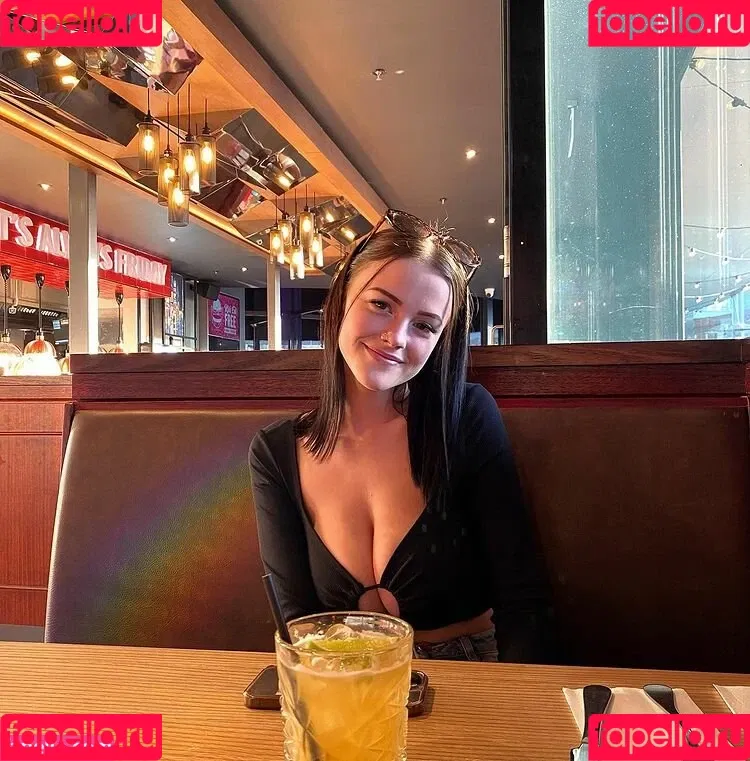 Grace Laura Onlyfans Photo Gallery 