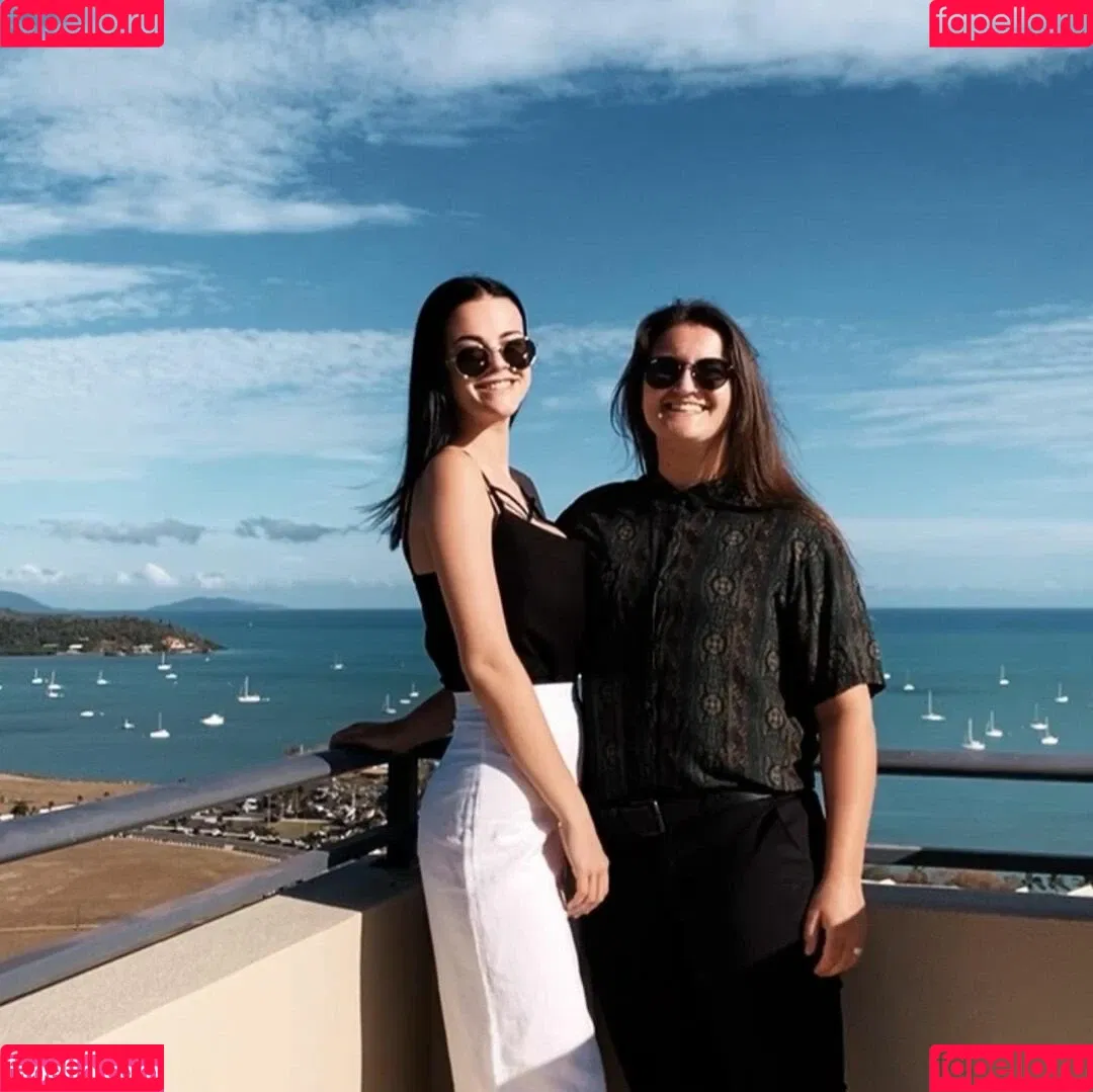 Grace Laura Onlyfans Photo Gallery 