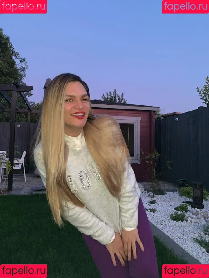 Lana D Onlyfans Photo Gallery 