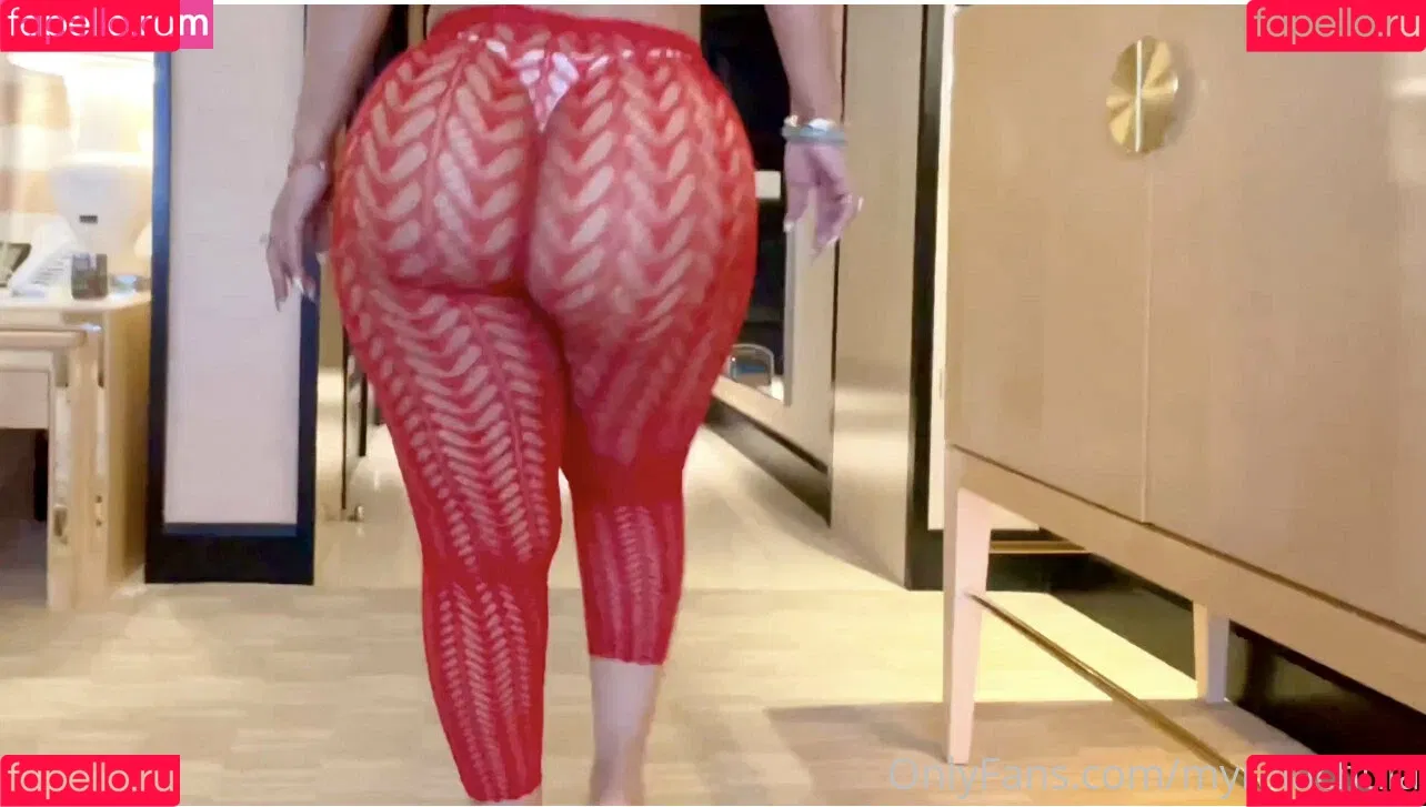 Myralachula Onlyfans Photo Gallery 