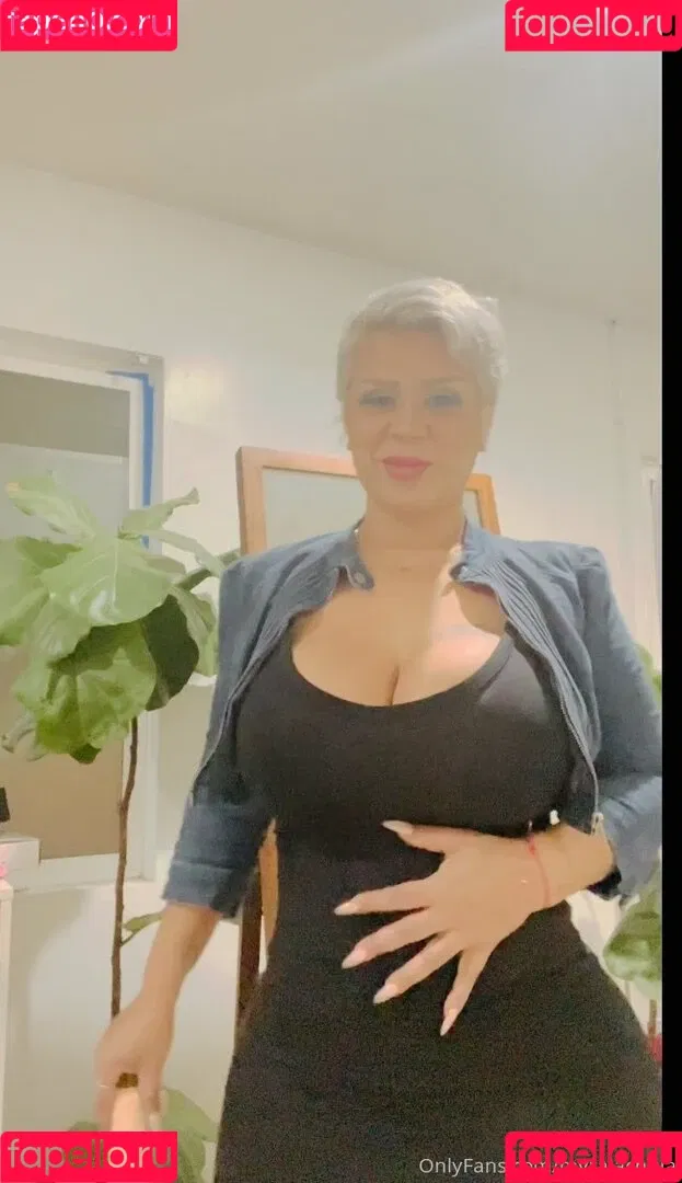Myralachula Onlyfans Photo Gallery 