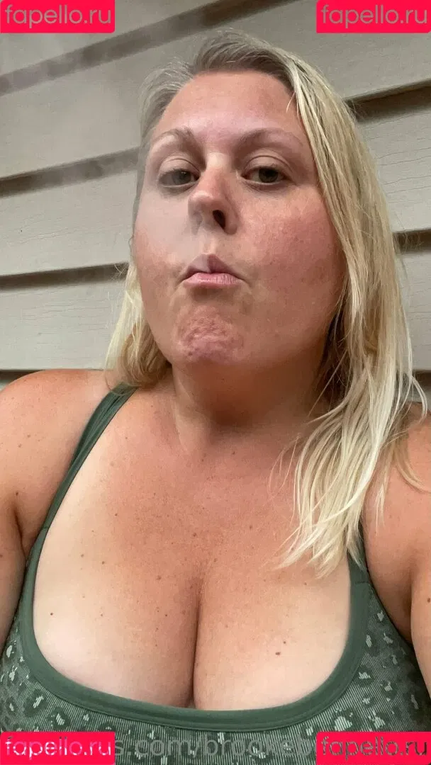 smokybrookeb Onlyfans Photo Gallery 
