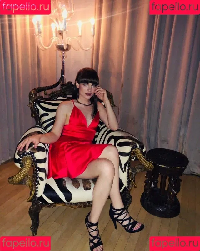 Natalie Mars Onlyfans Photo Gallery 