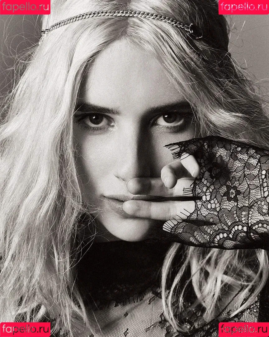 Emma Roberts Onlyfans Photo Gallery 