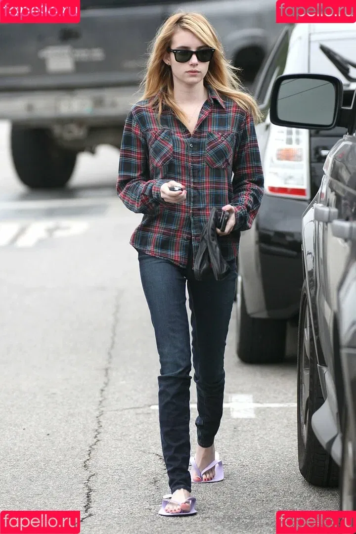 Emma Roberts Onlyfans Photo Gallery 