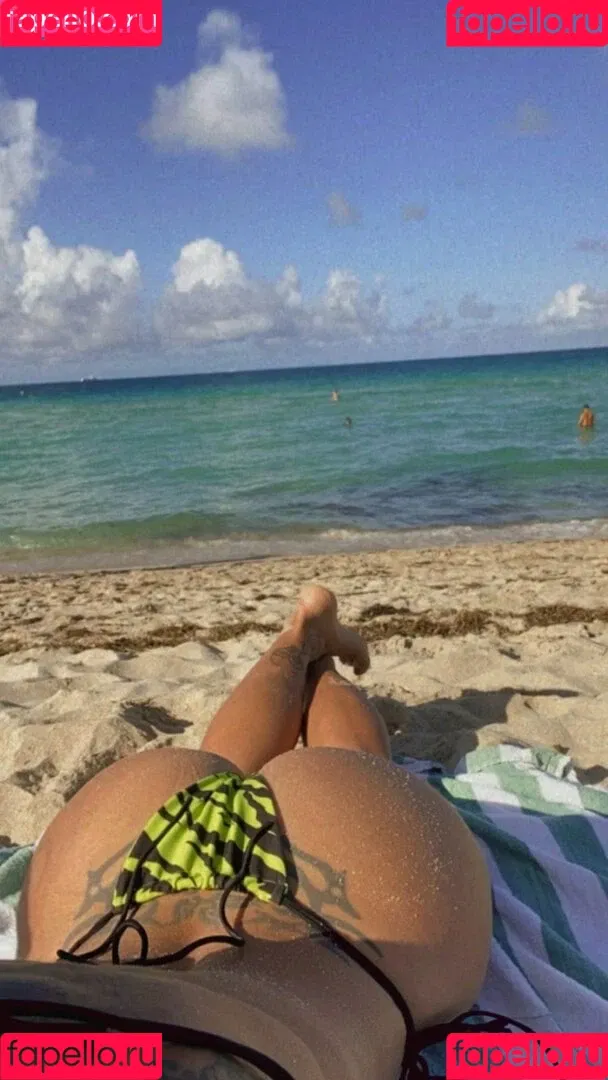 Lorena Castell Onlyfans Photo Gallery 