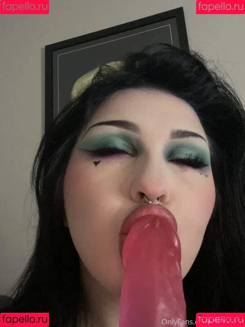 gothgiant Onlyfans Photo Gallery 