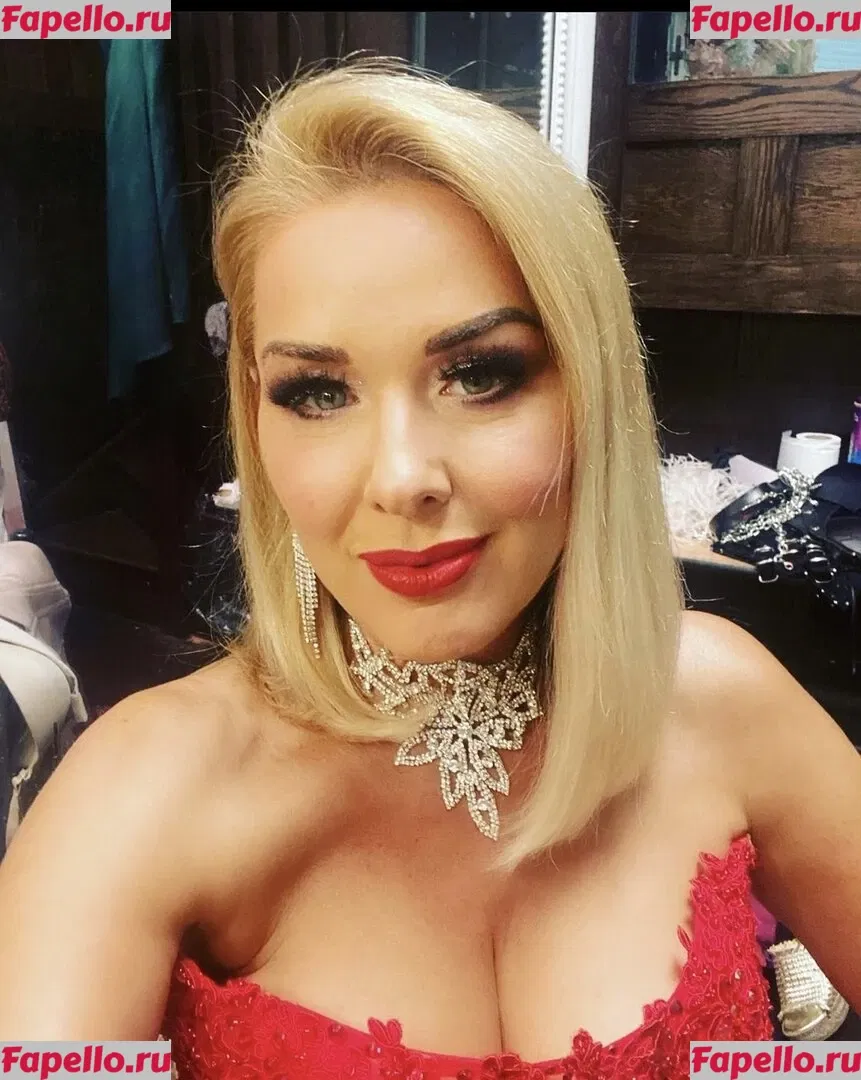 Claire Sweeney Onlyfans Photo Gallery 