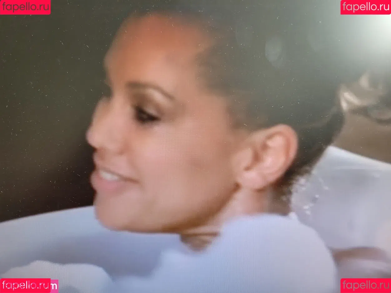 Vanessa L. Williams Onlyfans Photo Gallery 