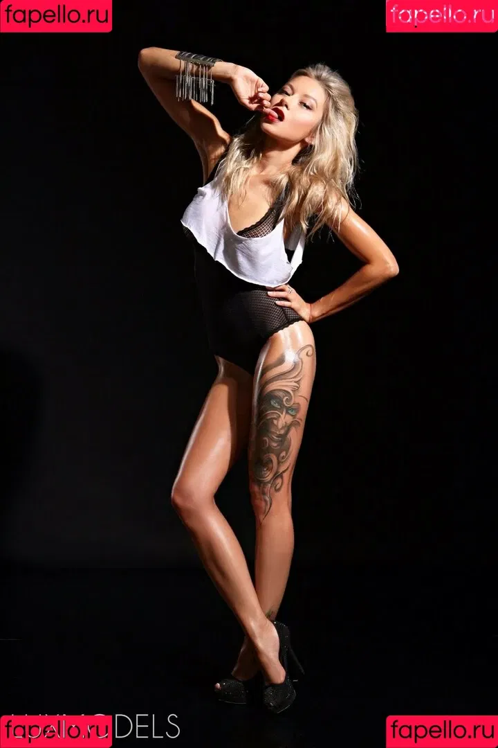 Polina Logunova Onlyfans Photo Gallery 