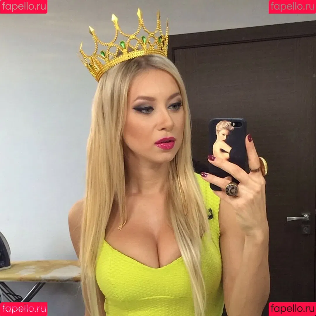 Polina Logunova Onlyfans Photo Gallery 