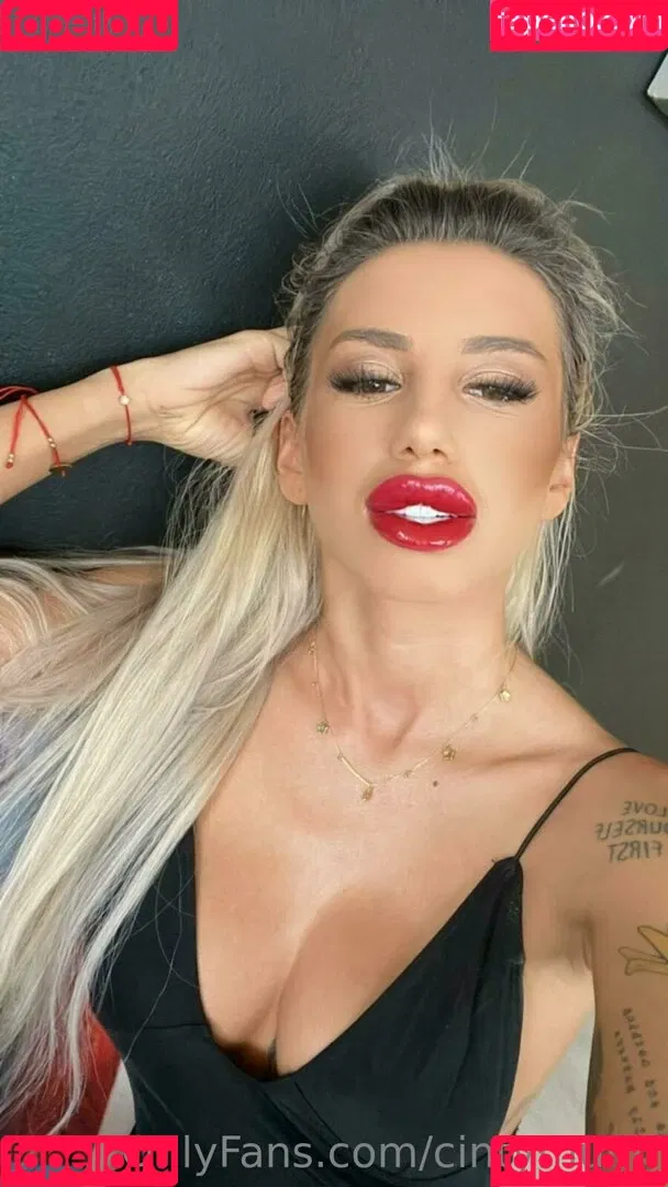 cintymufin Onlyfans Photo Gallery 