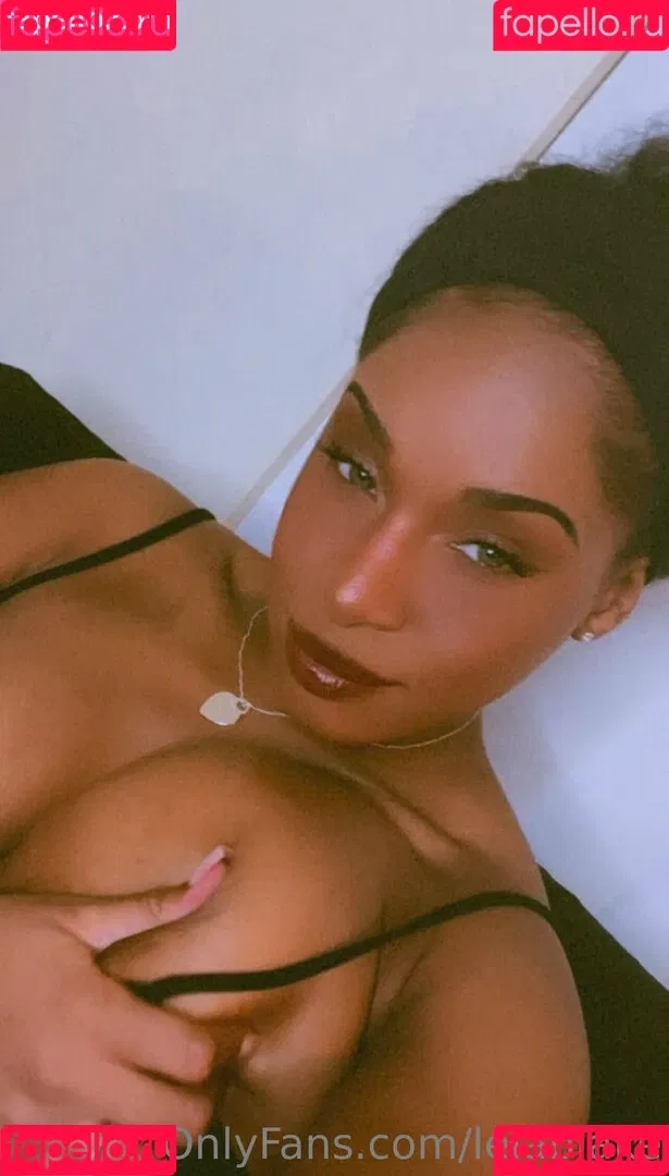 leilablake Onlyfans Photo Gallery 