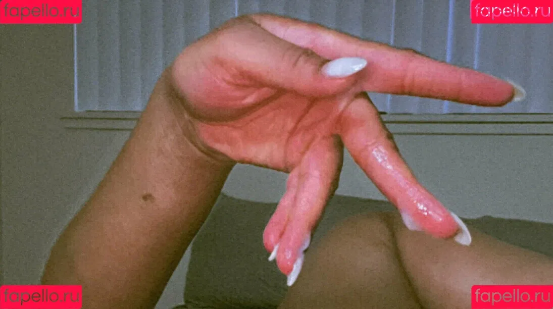 leilablake Onlyfans Photo Gallery 