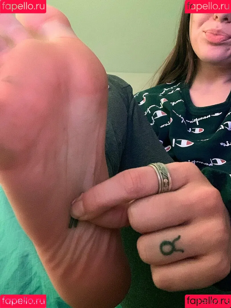 tastytaurustoes Onlyfans Photo Gallery 
