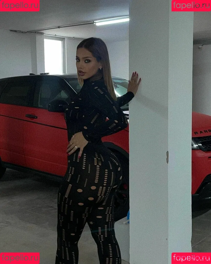 laurgmzz Onlyfans Photo Gallery 