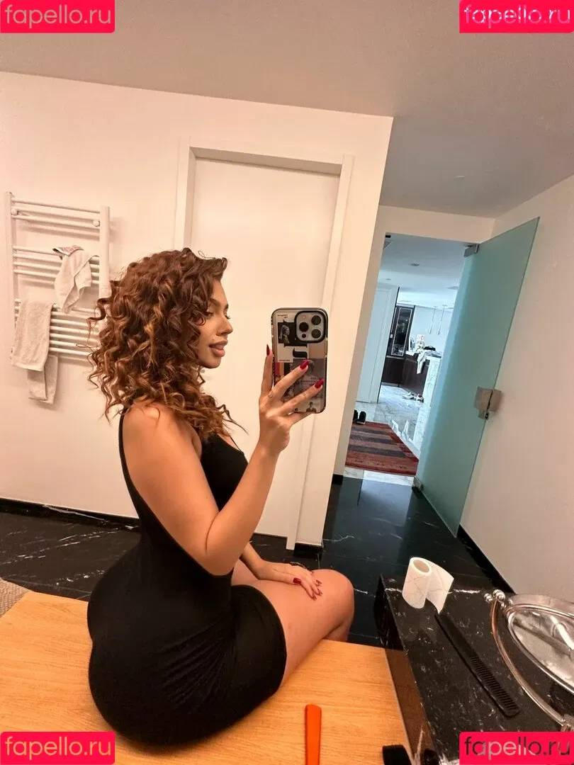 laurgmzz Onlyfans Photo Gallery 