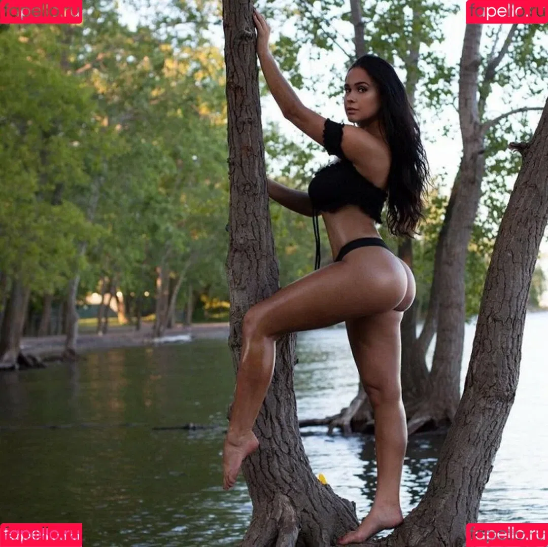Sarah Love MacDonald Onlyfans Photo Gallery 