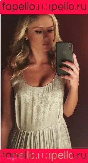 Erin Moriarty Onlyfans Photo Gallery 