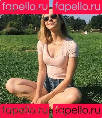 Erin Moriarty Onlyfans Photo Gallery 