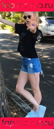 Erin Moriarty Onlyfans Photo Gallery 