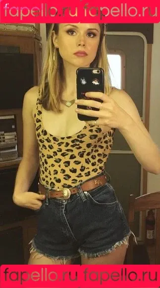Erin Moriarty Onlyfans Photo Gallery 