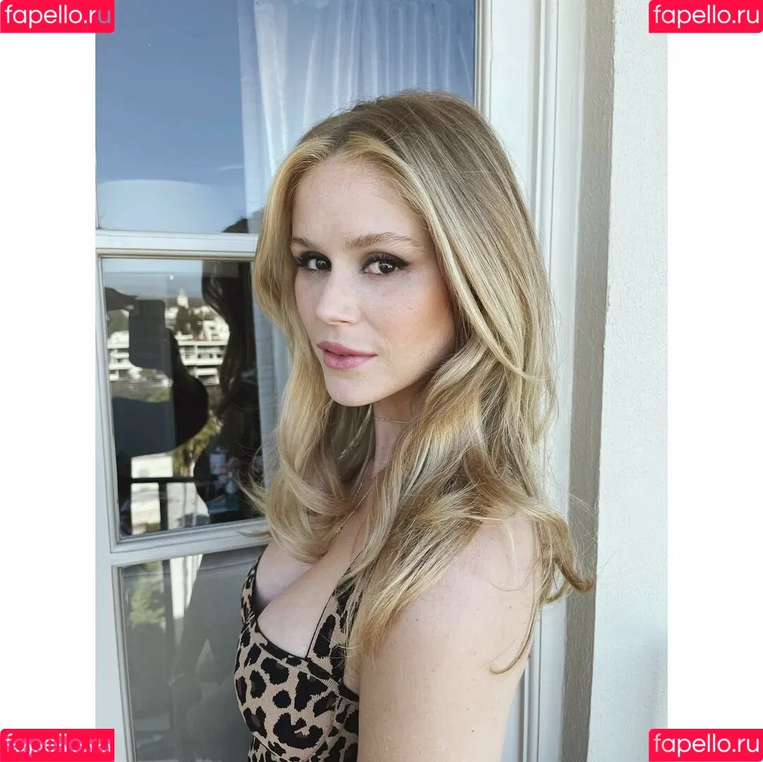 Erin Moriarty Onlyfans Photo Gallery 