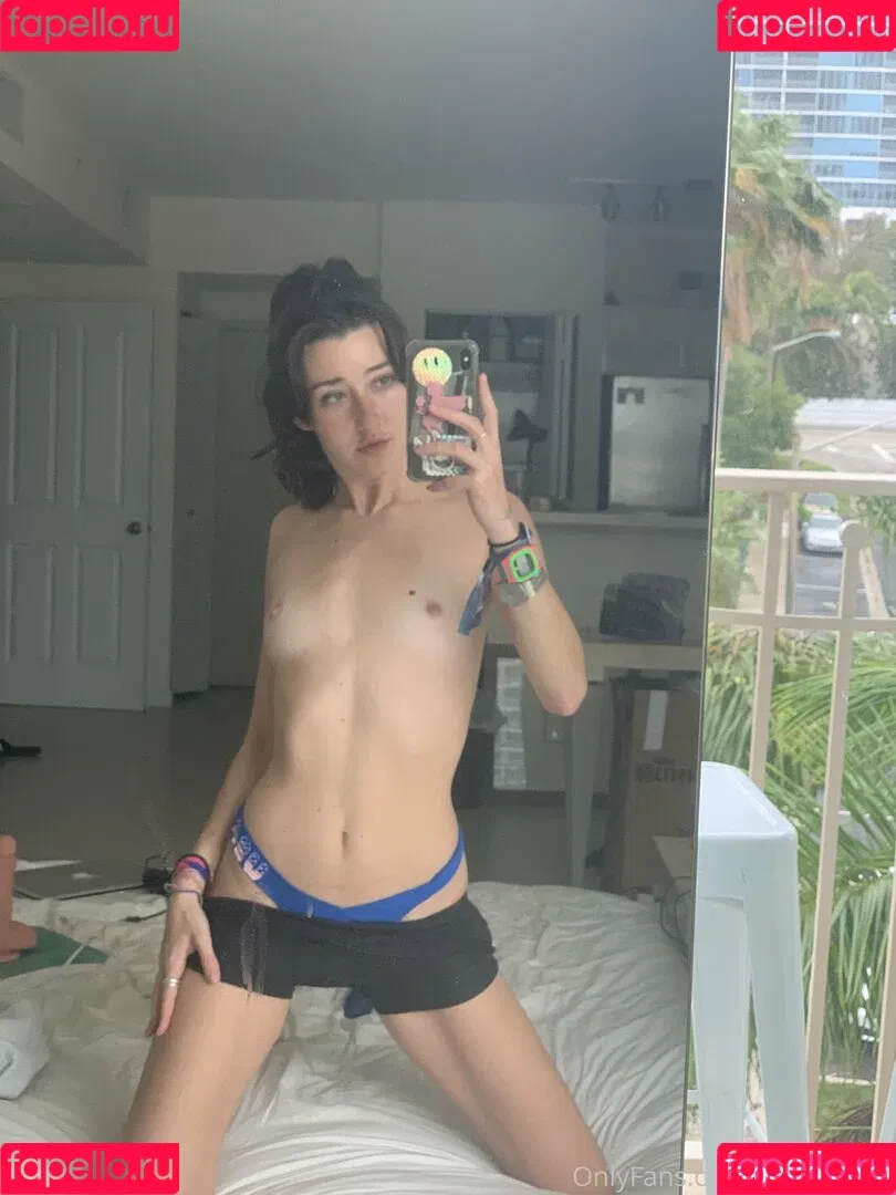 lil_ann3frank Onlyfans Photo Gallery 